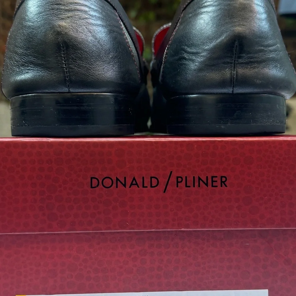 Donald J. Pliner these designer
